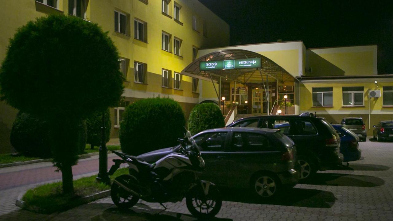 Hotel Unibus Bielsk Podlaski Exterior foto